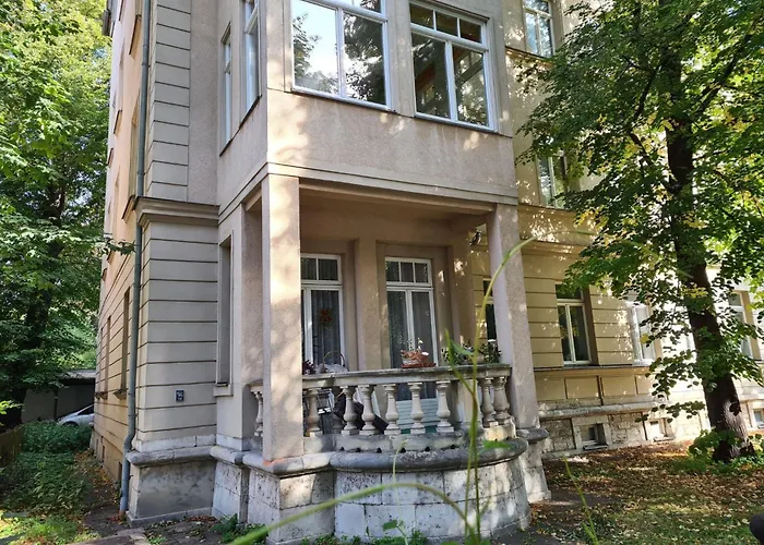 In Mit Garten By Interhome